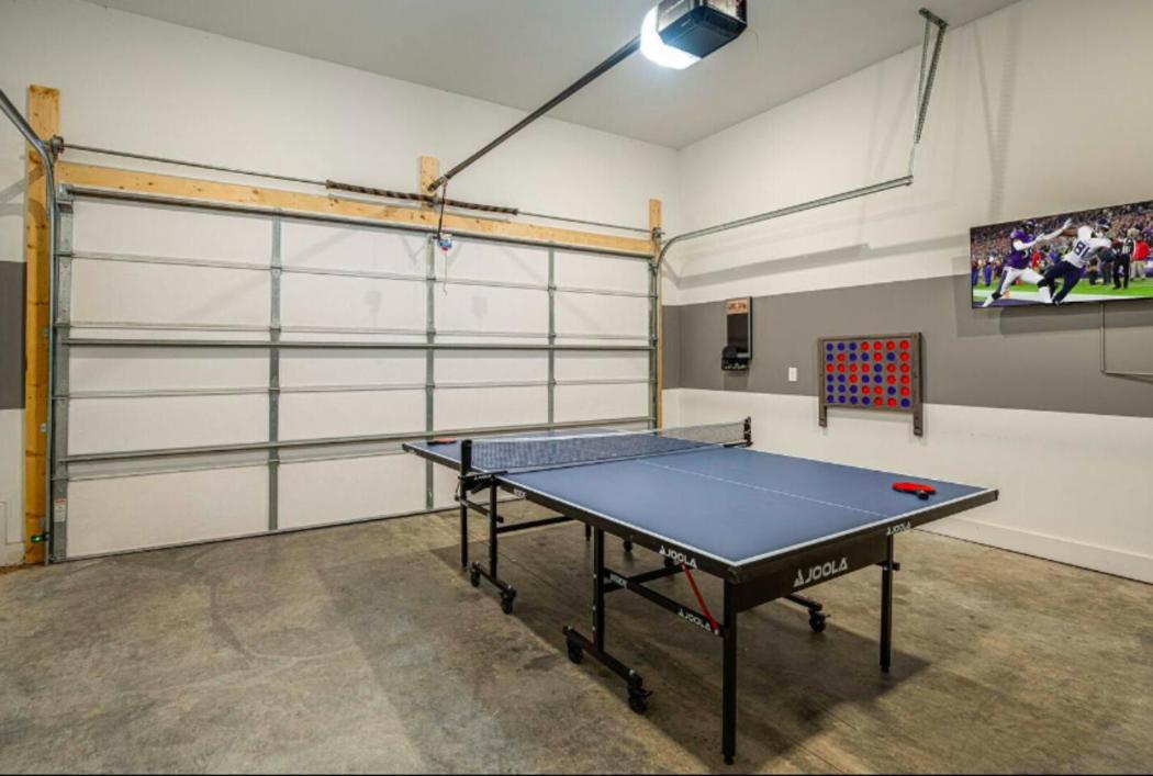 Luxury Four-Story Home, Rooftop Deck With Views, Pingpong! Sleeps 12! 纳什维尔 外观 照片